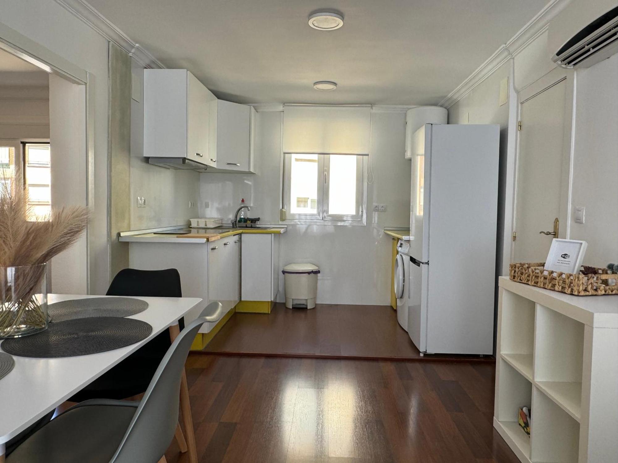Apartamento Alarcon En Zona Av Espana - Hospital アルバセテ エクステリア 写真