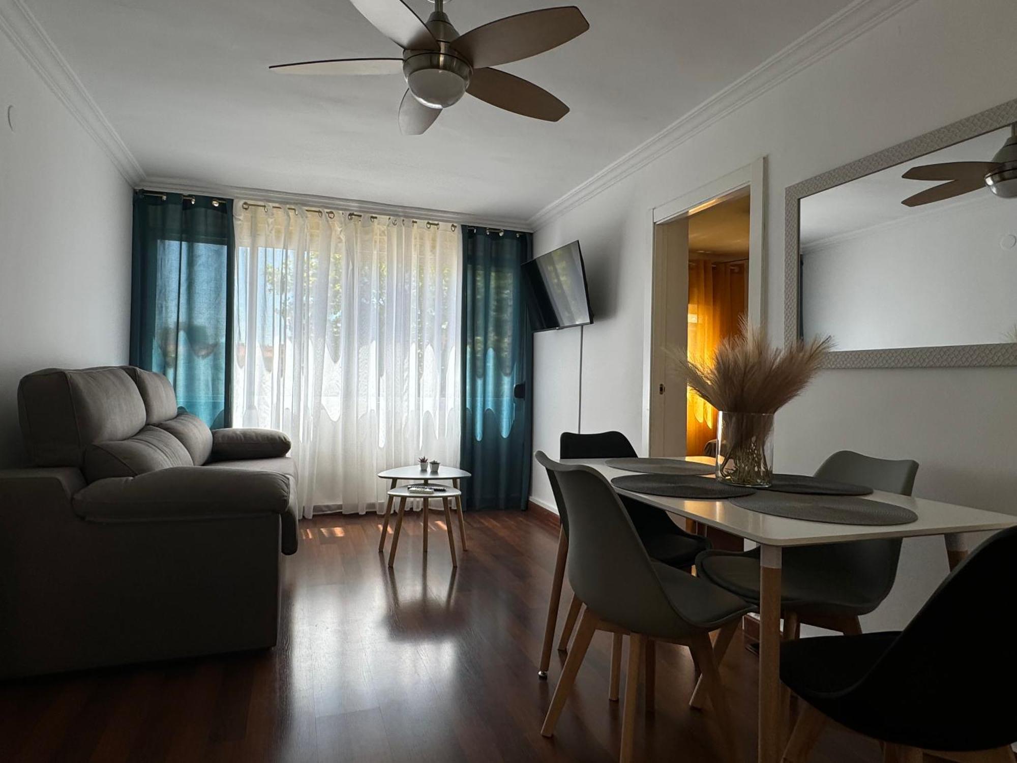 Apartamento Alarcon En Zona Av Espana - Hospital アルバセテ エクステリア 写真